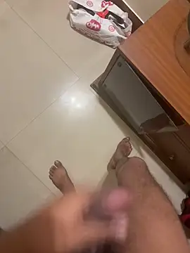 priyansh9283's cam snapshot