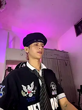 tylernova live sex cam