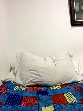 Young_handsome's cam snapshot