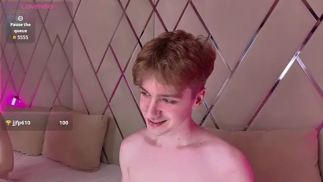 Paul_Holt's cam snapshot