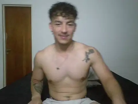 Tonblaze's cam snapshot