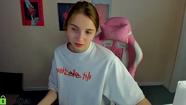 L1na_Reeds's cam snapshot