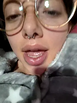 linda-schmidt's cam snapshot