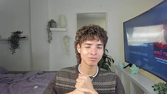 santy-kitty live sex cam