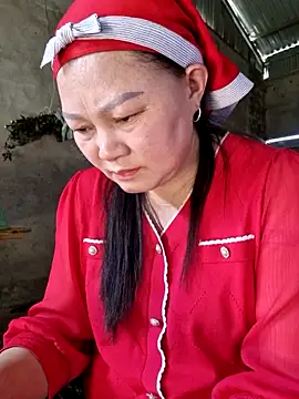 yoowwmr live sex cam