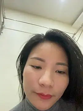 Bee_Yellow00 live sex cam