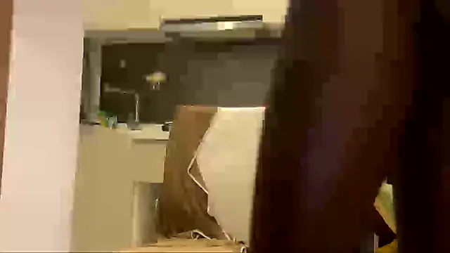 JuicyBlackD83 live sex cam