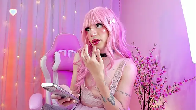 Pinkyrosse live sex cam