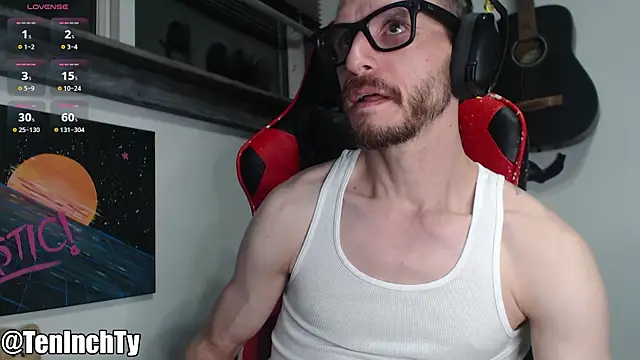 teninchty live sex cam