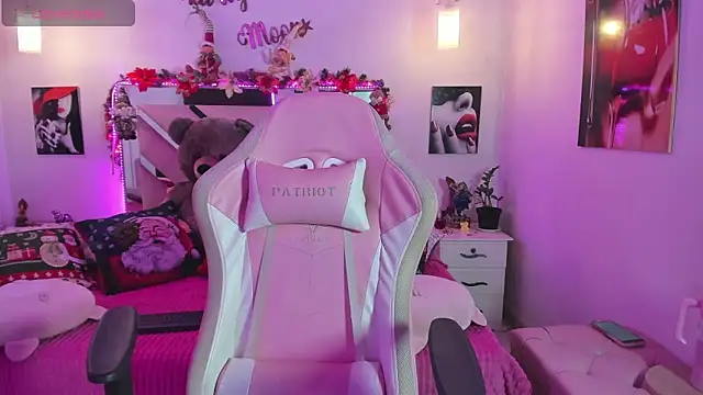 Karly_moon live sex cam