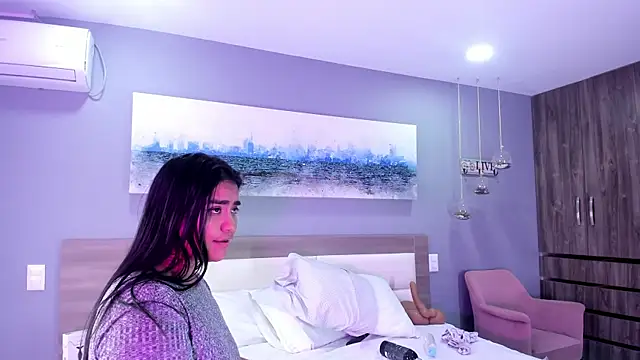 hannnasmith live sex cam