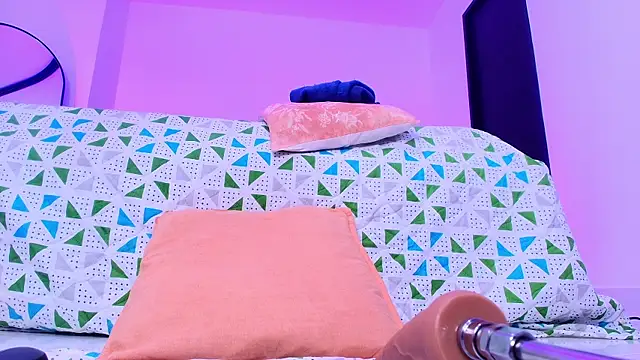 naomi_kyse live sex cam