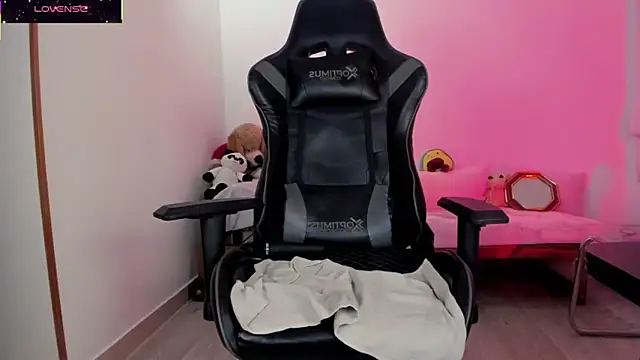 Biancastrongg live sex cam