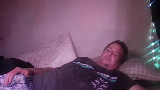 George48's cam snapshot