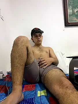 Young_handsome's cam snapshot