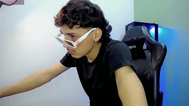 Yankeee_'s cam snapshot