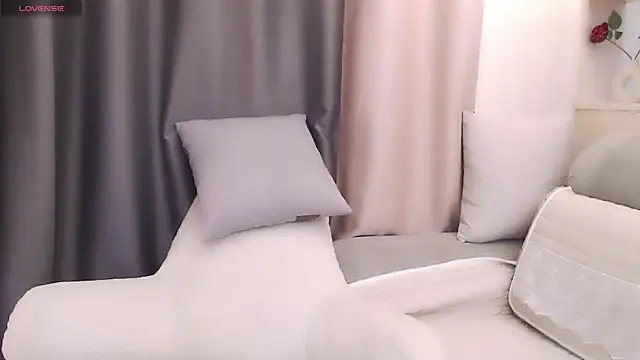 -M00nlIght-l0li- live sex cam