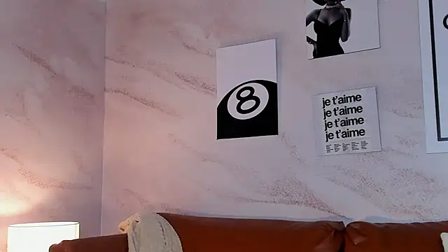 Ramona_Flower live sex cam