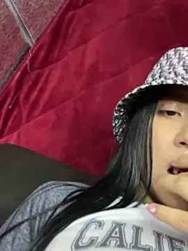 savannah_750's cam snapshot