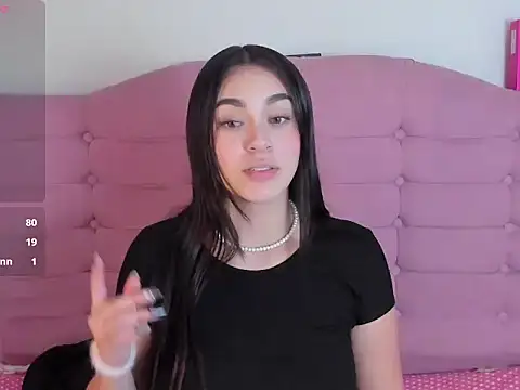 kylie1_ls's cam snapshot