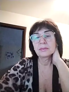 AlbinaXPretty live sex cam