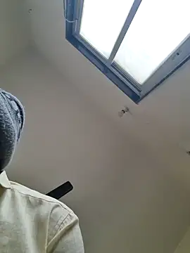 young-hairy-jon's cam snapshot