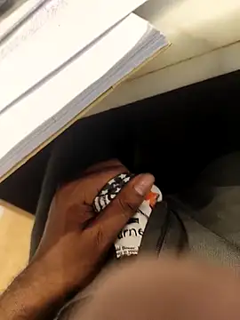 hotboy43339's cam snapshot