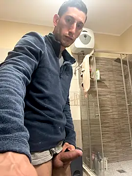 Gionnytav live sex cam