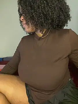 Boneca25 live sex cam