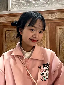 Linyi811 live sex cam