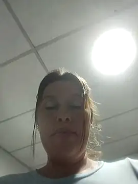 Paola-Lond's cam snapshot