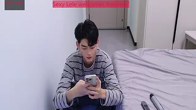 sexyboy-lele live sex cam