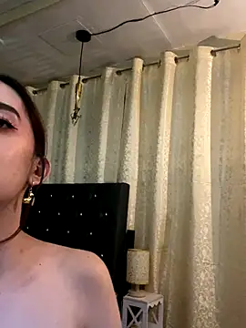 Wildasian69couplexxx live sex cam