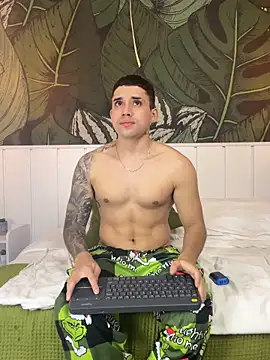 Mike_montoya1 live sex cam