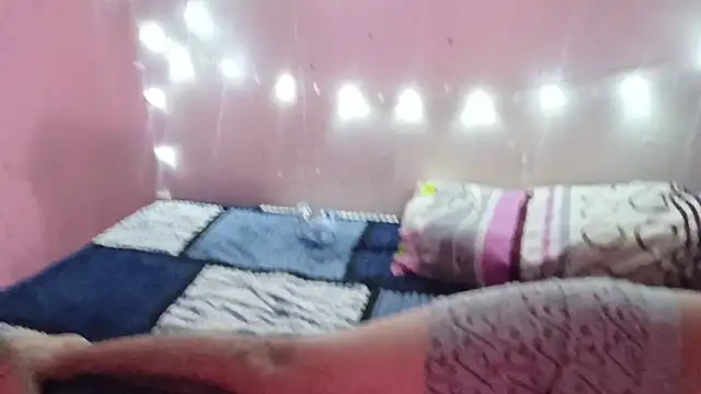 mia_jason's cam snapshot