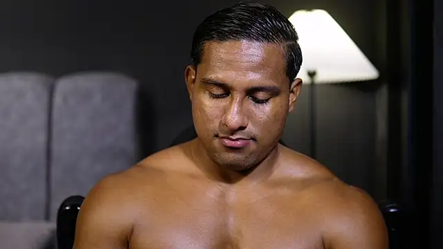 CallumMuscle live sex cam