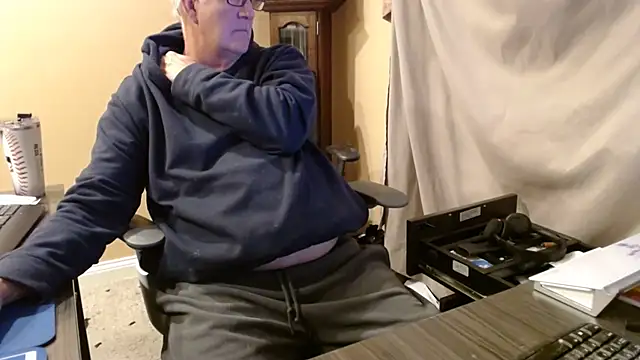 olderandwiser2 live sex cam