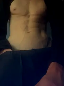 cazzone912025 live sex cam