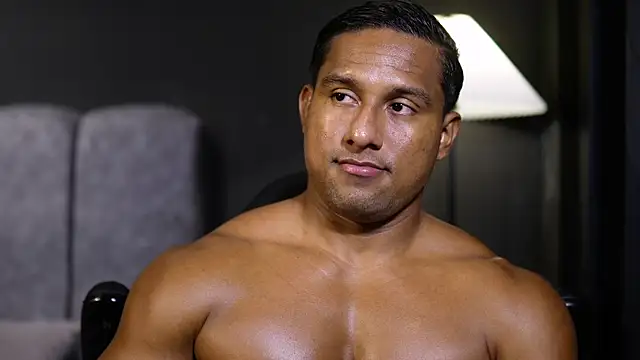 CallumMuscle live sex cam