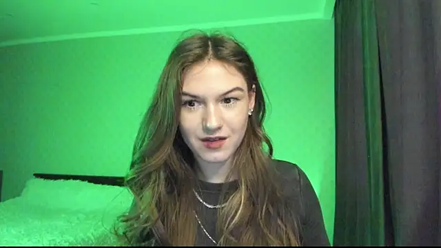 luna_lust_212 live sex cam