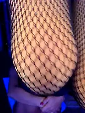 SpicyVicky live sex cam