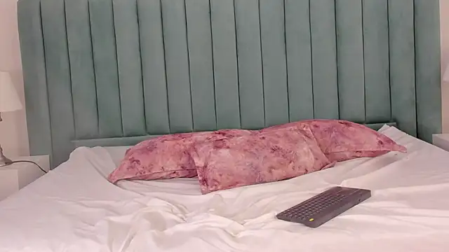 Camilla_Gomez's cam snapshot