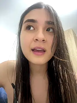 Valentina_ro live sex cam