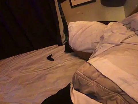 Thickwhitetight's cam snapshot