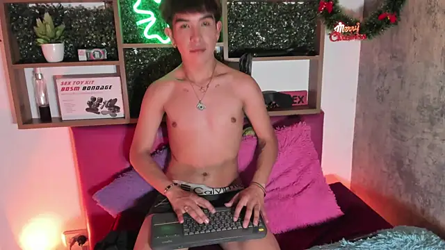 Angeldust19's cam snapshot