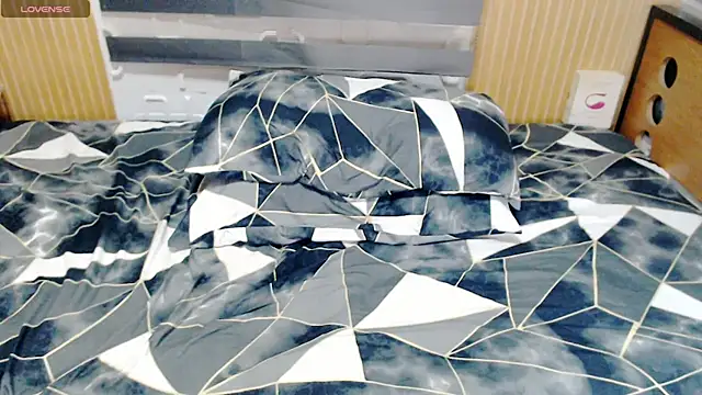 xBunnyMistressJhax live sex cam