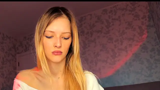 Evvie_Summn1 live sex cam