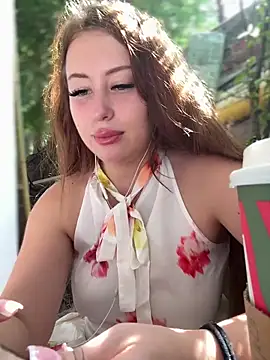 AndreaMood live sex cam