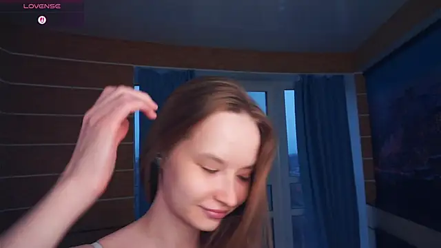 OnaZiroge live sex cam