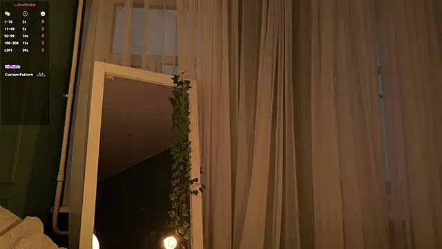 SunnyRisha live sex cam